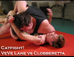 VeVe vs Clobberetta: Catfight Wrestling